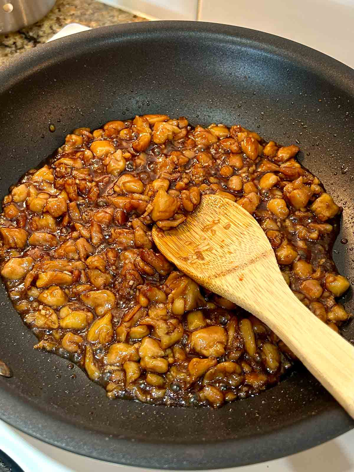 teriyaki chicken filling in large pan.