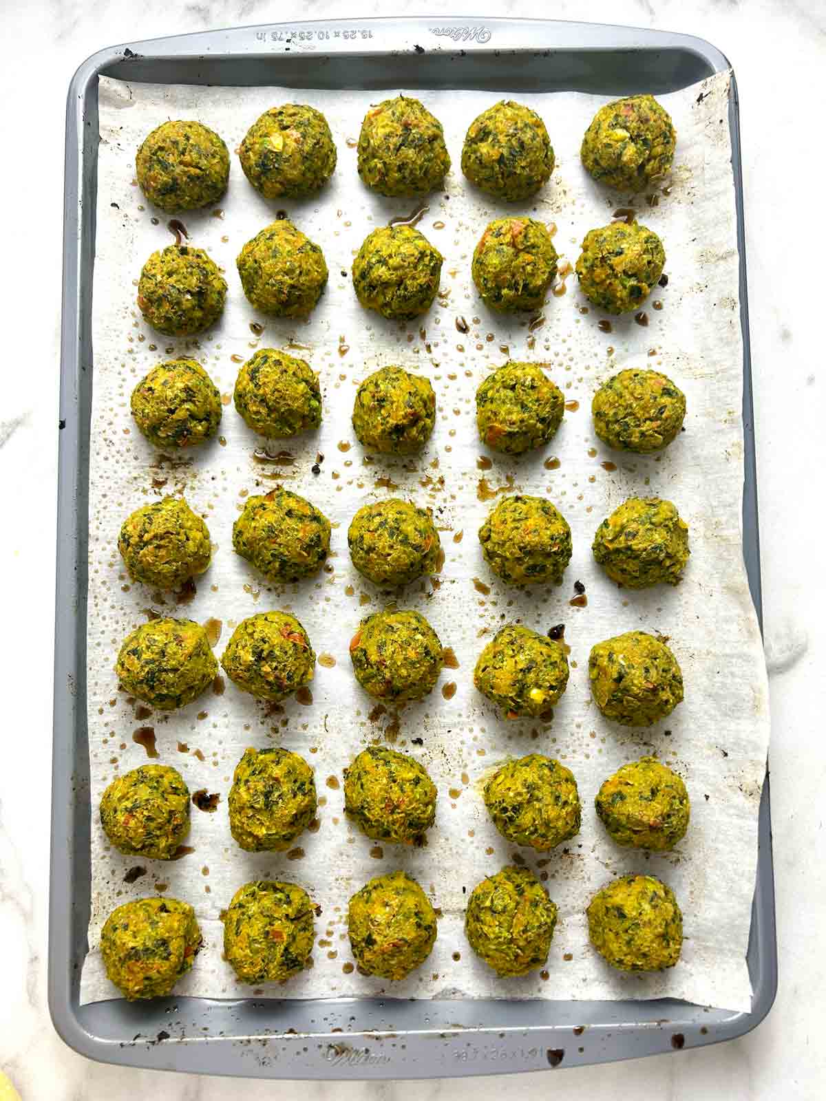 veggie balls after baking for 20 minutes.