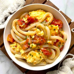 bowl of tomato egg udon.