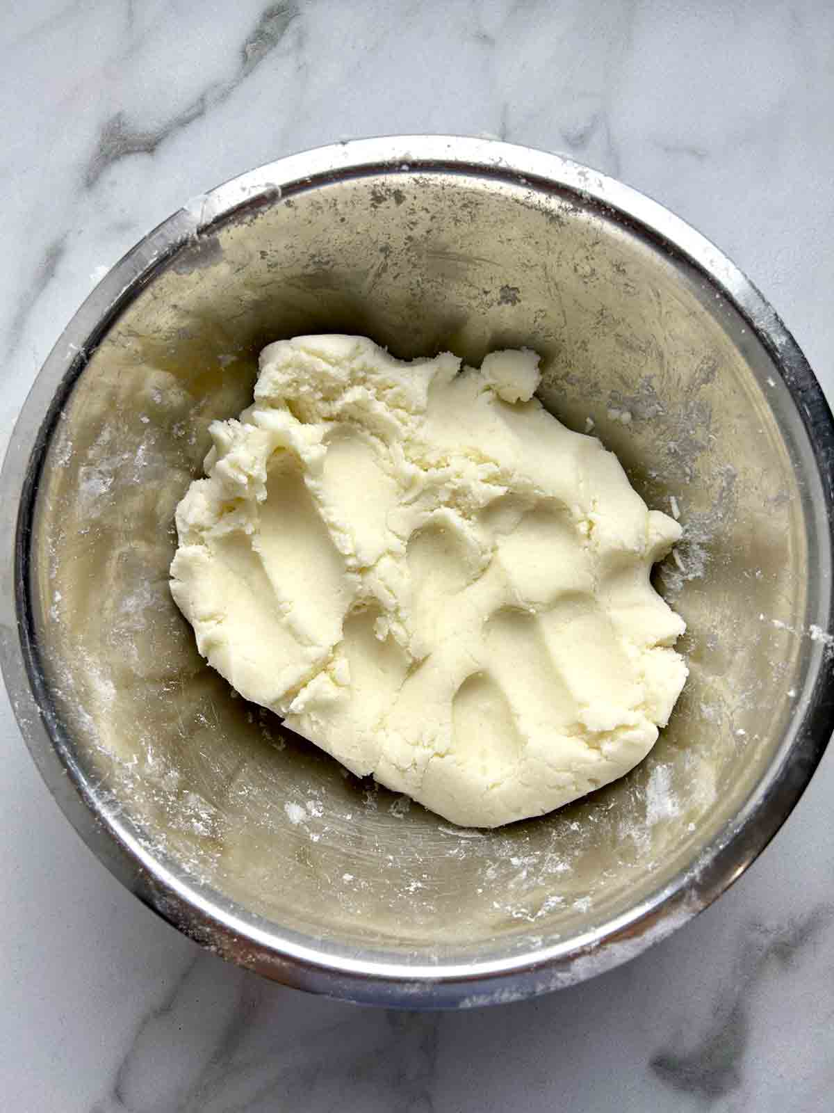 mochi dough in bowl.