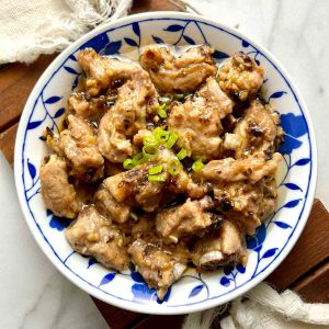 plate of steamed black bean ribs.