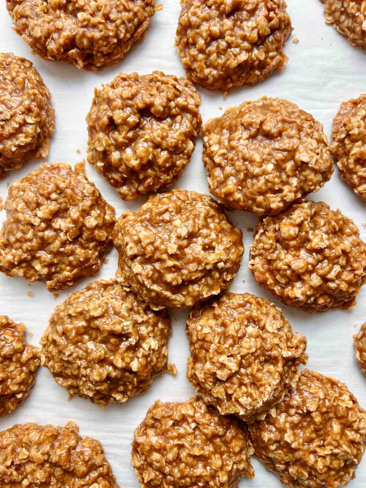 close up of no bake cookies.