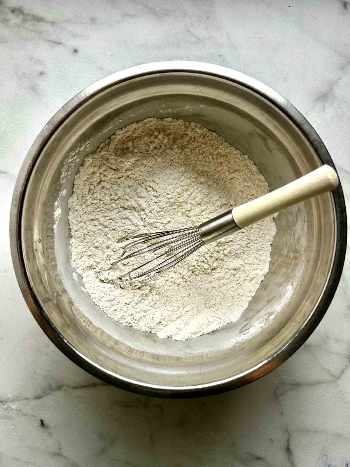 dry ingredients whisked in bowl.